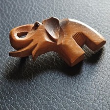 Broche éléphant stylisé d'occasion  Toulouse-