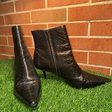 Usado, Botas Stiletto de Couro com Estampa de Cobra Anne Klein Tamanho 10 comprar usado Usado, Botas Stiletto de Couro com Estampa de Cobra Anne Klein Tamanho 10 comprar usado  Enviando para Brazil