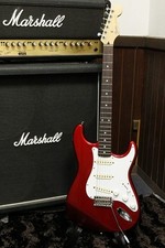 Quasi nuovo fender usato  Spedire a Italy