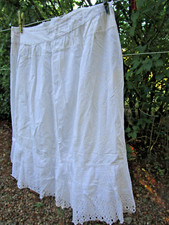 Jupon blanc ancien d'occasion  Saint-Sauveur-le-Vicomte