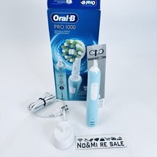 Cepillo de dientes eléctrico recargable Oral-B Pro 1000, azul USADO H&C LEER POR FAVOR segunda mano  Embacar hacia Mexico