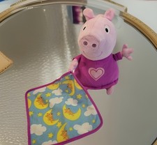Boneca Peppa Pig Bedtime Talking Plush 11" com cobertor comprar usado  Enviando para Brazil