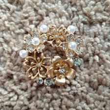 Floral wreath pearl for sale  Melbourne