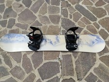 Snowboard con attacchi usato  Verdellino
