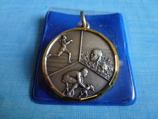Rare médaille triathlon d'occasion  Clermont-Ferrand-