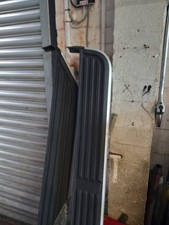 Discovery side steps for sale  HUDDERSFIELD