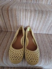 Lovely lime green for sale  HEREFORD