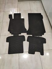 Noir tapis sol d'occasion  Cuers