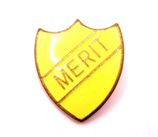 Crest abzeichen emailliert gebraucht kaufen  Böblingen