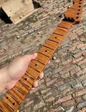 Reverse headstock floyd d'occasion  Expédié en Belgium