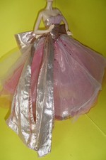Abito bambola barbie usato  Roma