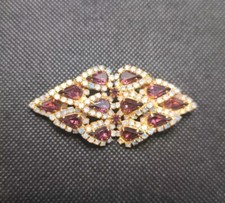 Broche prendedor vintage de cristal púrpura y transparente tono dorado sin firmar segunda mano  Embacar hacia Mexico