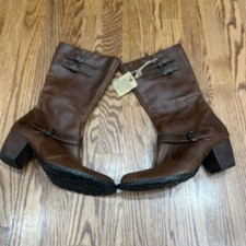 Born women brown for sale  Denver
