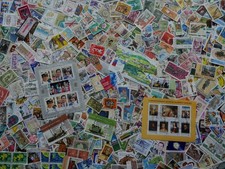 1000 beaux timbres d'occasion  Guérande