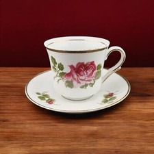 Usado, Fantina vintage? Xícara de chá e pires de porcelana comprar usado  Enviando para Brazil