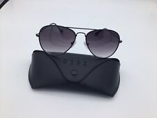 Óculos de sol Diff FF BKGG-6 unissex preto/cinza degradê Cruz aviador 58 mm A1 comprar usado  Enviando para Brazil