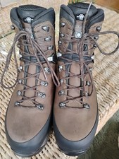 Lowa men tibet for sale  WYMONDHAM