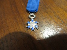 Beau chevalier ordre d'occasion  Sevran