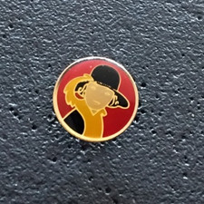 Pin femme cigarettes d'occasion  Angers-