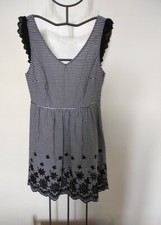 Tres jolie robe d'occasion Tres jolie robe d'occasion  Capdenac-Gare