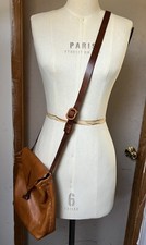 Henry cuir crossbody d'occasion  Expédié en Belgium