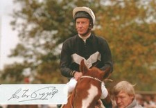 Usado, FOTO DE AÇÃO 6x4 assinada por Lester Piggott + certificado de autenticidade comprar usado Usado, FOTO DE AÇÃO 6x4 assinada por Lester Piggott + certificado de autenticidade comprar usado  Enviando para Brazil