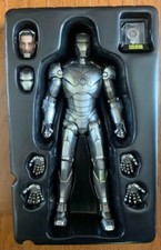 Hot toys movie d'occasion  Expédié en Belgium
