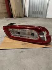 Faro destro danneggiato usato Faro destro danneggiato usato  Rho