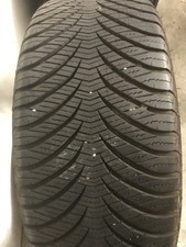 Goodyear vector 4seasons gebraucht kaufen Goodyear vector 4seasons gebraucht kaufen  Bad Friedrichshall