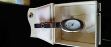 Montre femmes quasi d'occasion  Barrême