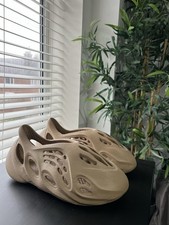 Usado, Adidas Yeezy Foam Runner Ocre, Reino Unido 9, EUA 9, UE 43 comprar usado Usado, Adidas Yeezy Foam Runner Ocre, Reino Unido 9, EUA 9, UE 43 comprar usado  Enviando para Brazil