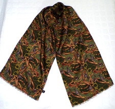 Foulard sciarpa 100 usato Foulard sciarpa 100 usato  Italia