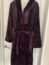 velvet dressing gown for sale velvet dressing gown for sale  UK