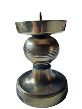 Candelabro grande vintage de latón macizo con pátina y cera para velas gruesas segunda mano  Embacar hacia Mexico