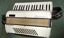 Fisarmonica vintage bassi usato  Campolongo Tapogliano