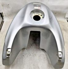 Serbatoio benzina aprilia usato  Lamezia Terme