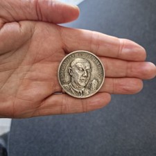 Médaille general gaulle d'occasion  Lyon IV