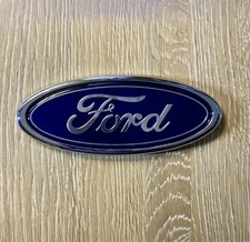 Distintivo de grelha Ford Fiesta Mk6. comprar usado Distintivo de grelha Ford Fiesta Mk6. comprar usado  Enviando para Brazil