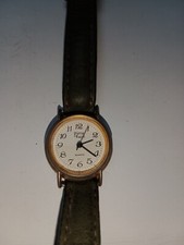 Montre bracelet femme d'occasion  Château-Thierry