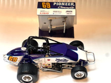 Carro Sprint Action 1:24 Brett Kaeding #69 Pioneer Concrete 1997  comprar usado Carro Sprint Action 1:24 Brett Kaeding #69 Pioneer Concrete 1997  comprar usado  Enviando para Brazil