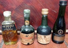 Mignonnettes anciennes cognac d'occasion  La Charité-sur-Loire