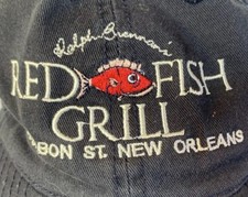 Usado, Boné chapéu Red Fish Grill Mardi Gras Bourbon Street New Orleans Ralph Brennan comprar usado  Enviando para Brazil