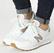 Scarpe donnanew balance usato  Tolmezzo