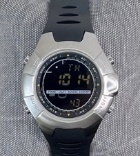 Orologio uomo suunto usato  Spedire a Italy