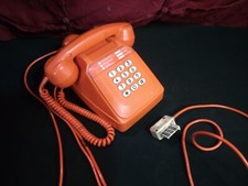 Ancien téléphone vintage d'occasion  Vic-le-Comte