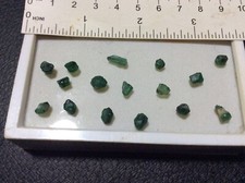 Cristalli smeraldo colombiano usato  Napoli