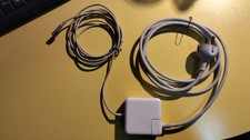 Charger adapter alimentatore usato Charger adapter alimentatore usato  Guasticce