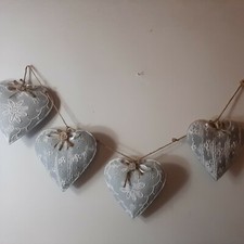 Due ghirlande shabby usato  Pompei