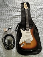 Chitarra elettrica mancina usato  Villorba