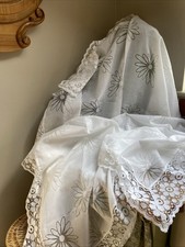 White lace table for sale  IPSWICH